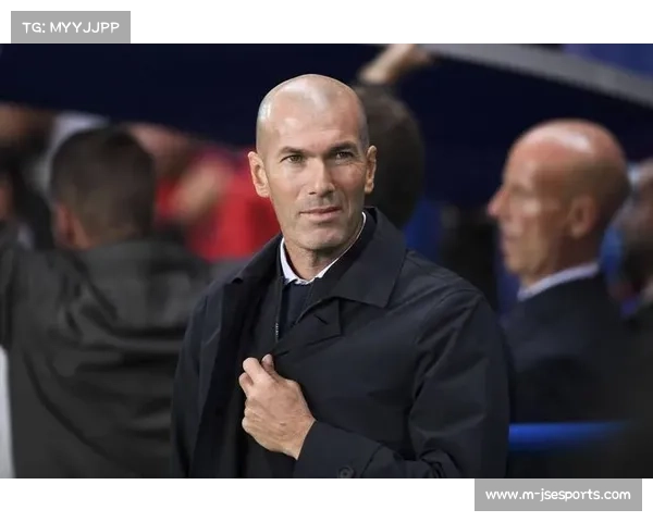 菲戈盛赞齐达内称其天赋与个性兼备可完美融入巴萨体系 菲戈盛赞齐达内称其天赋与个性兼备可完美融入巴萨体系